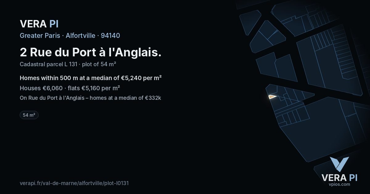 2 Rue du Port à l'Anglais, Alfortville at night – the plot lit, the parcels around coloured by the prices near them