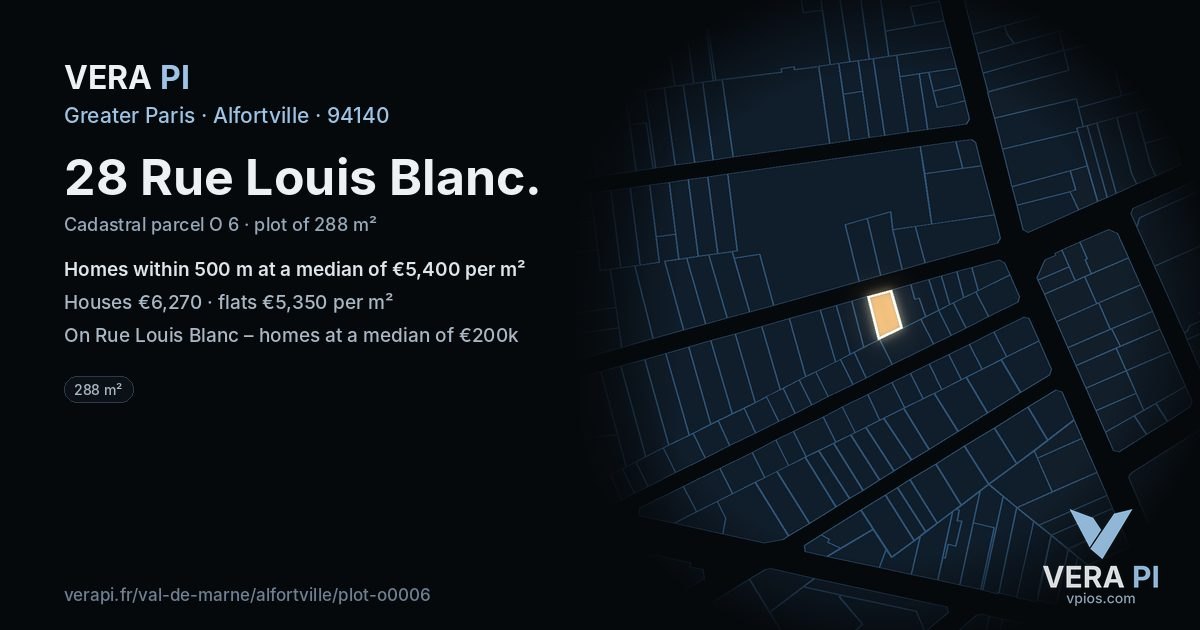 28 Rue Louis Blanc, Alfortville at night – the plot lit, the parcels around coloured by the prices near them