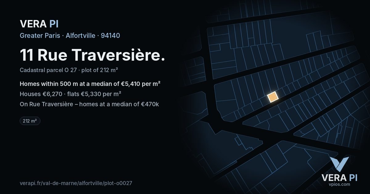 11 Rue Traversière, Alfortville at night – the plot lit, the parcels around coloured by the prices near them
