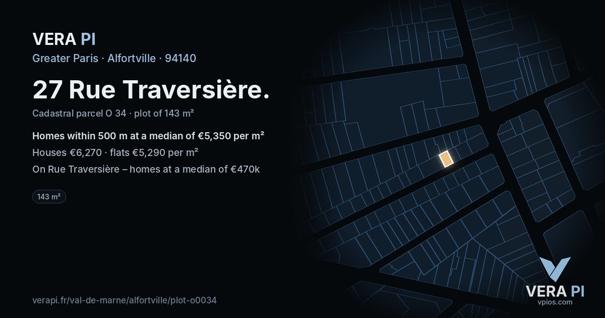 27 Rue Traversière, Alfortville at night – the plot lit, the parcels around coloured by the prices near them