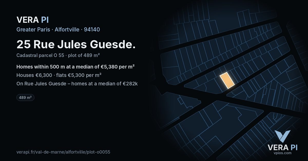 25 Rue Jules Guesde, Alfortville at night – the plot lit, the parcels around coloured by the prices near them