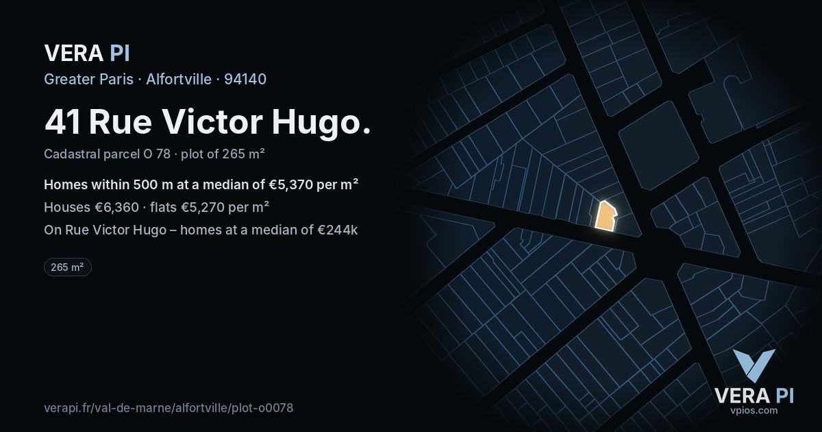 41 Rue Victor Hugo, Alfortville at night – the plot lit, the parcels around coloured by the prices near them