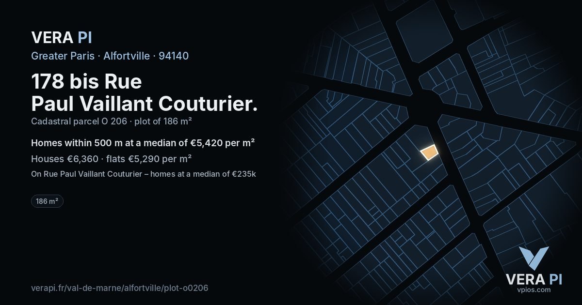 178 bis Rue Paul Vaillant Couturier, Alfortville at night – the plot lit, the parcels around coloured by the prices near them
