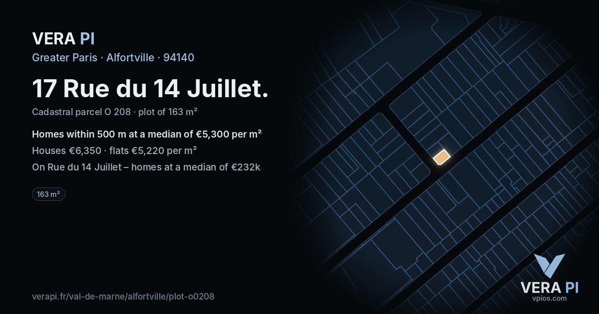 17 Rue du 14 Juillet, Alfortville at night – the plot lit, the parcels around coloured by the prices near them