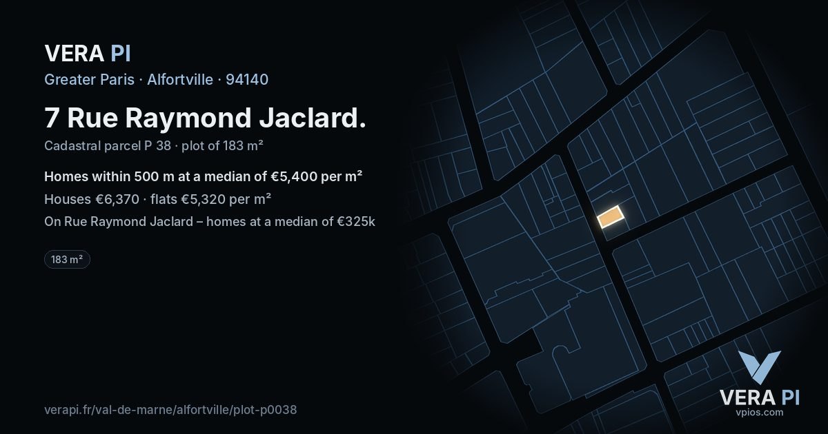 7 Rue Raymond Jaclard, Alfortville at night – the plot lit, the parcels around coloured by the prices near them