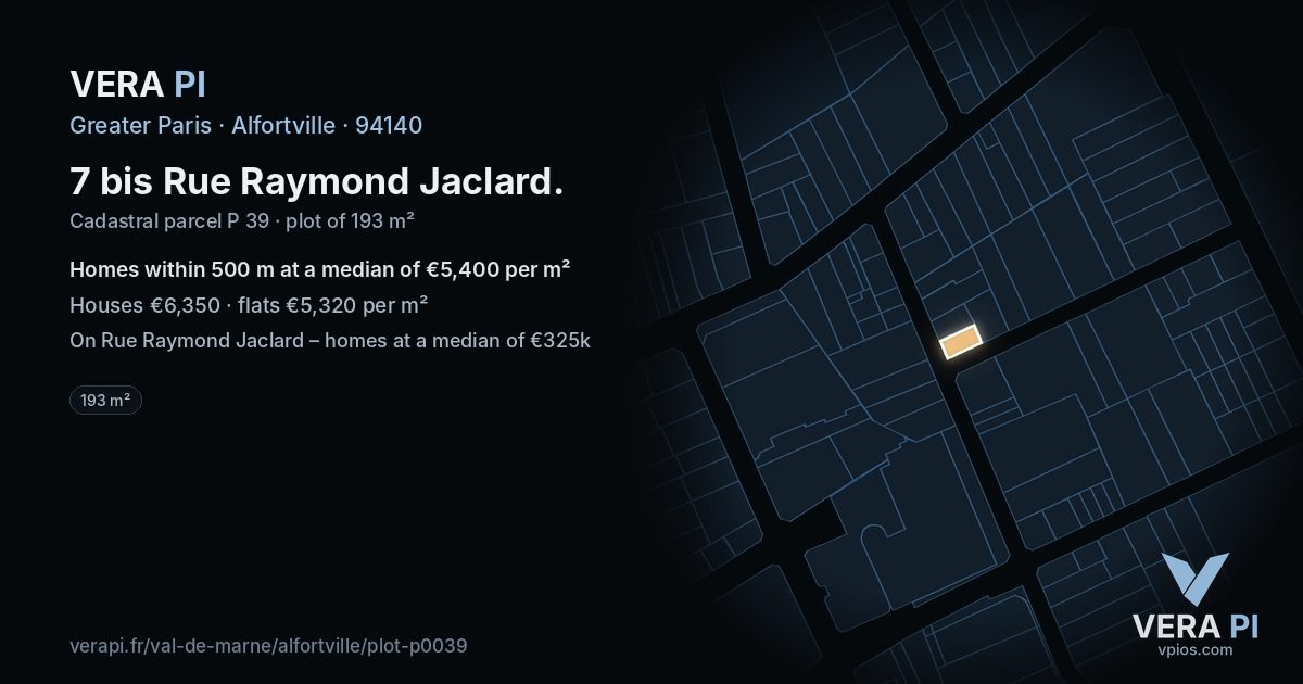 7 bis Rue Raymond Jaclard, Alfortville at night – the plot lit, the parcels around coloured by the prices near them