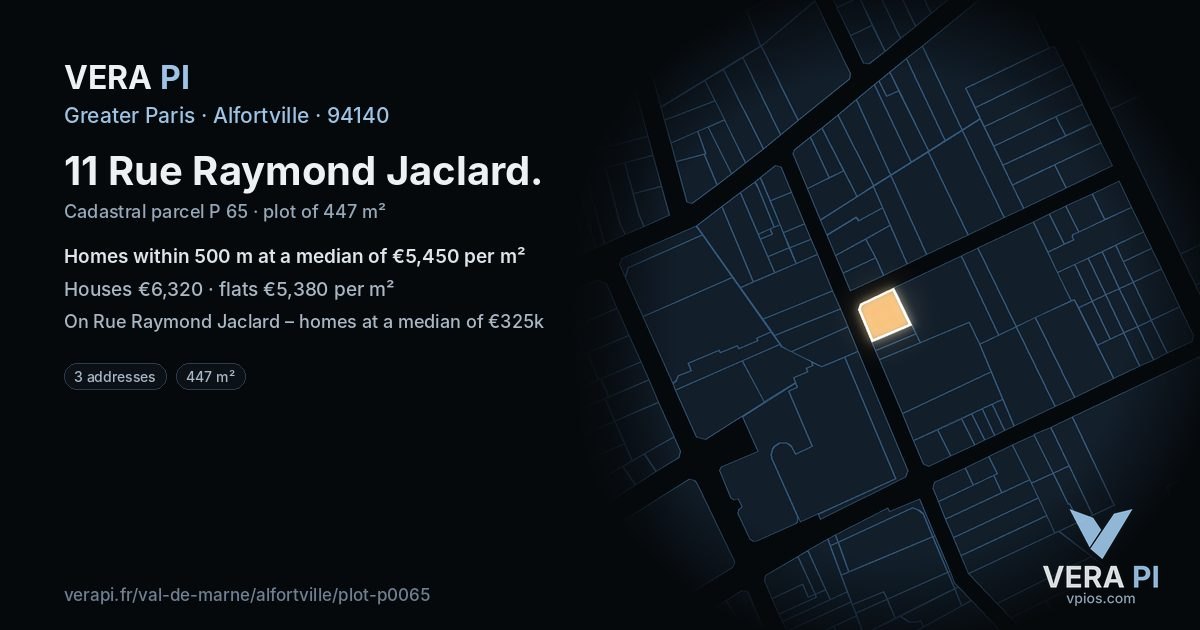 11 Rue Raymond Jaclard, Alfortville at night – the plot lit, the parcels around coloured by the prices near them