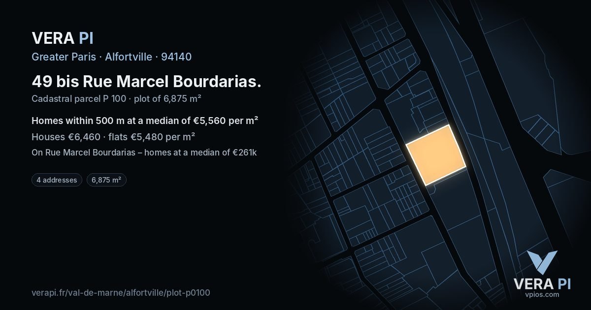 49 bis Rue Marcel Bourdarias, Alfortville at night – the plot lit, the parcels around coloured by the prices near them