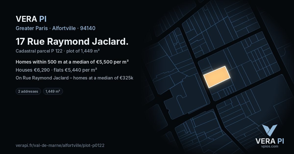 17 Rue Raymond Jaclard, Alfortville at night – the plot lit, the parcels around coloured by the prices near them