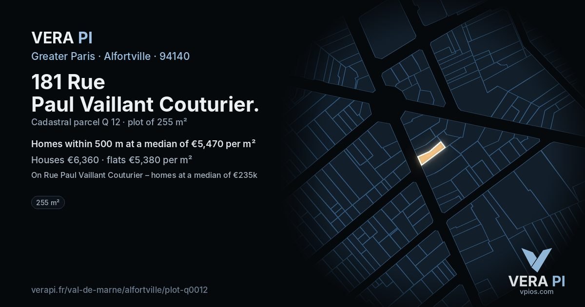 181 Rue Paul Vaillant Couturier, Alfortville at night – the plot lit, the parcels around coloured by the prices near them