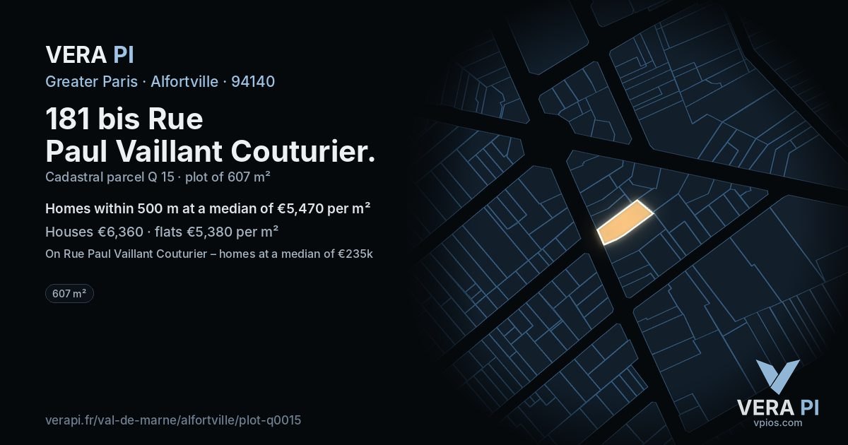 181 bis Rue Paul Vaillant Couturier, Alfortville at night – the plot lit, the parcels around coloured by the prices near them