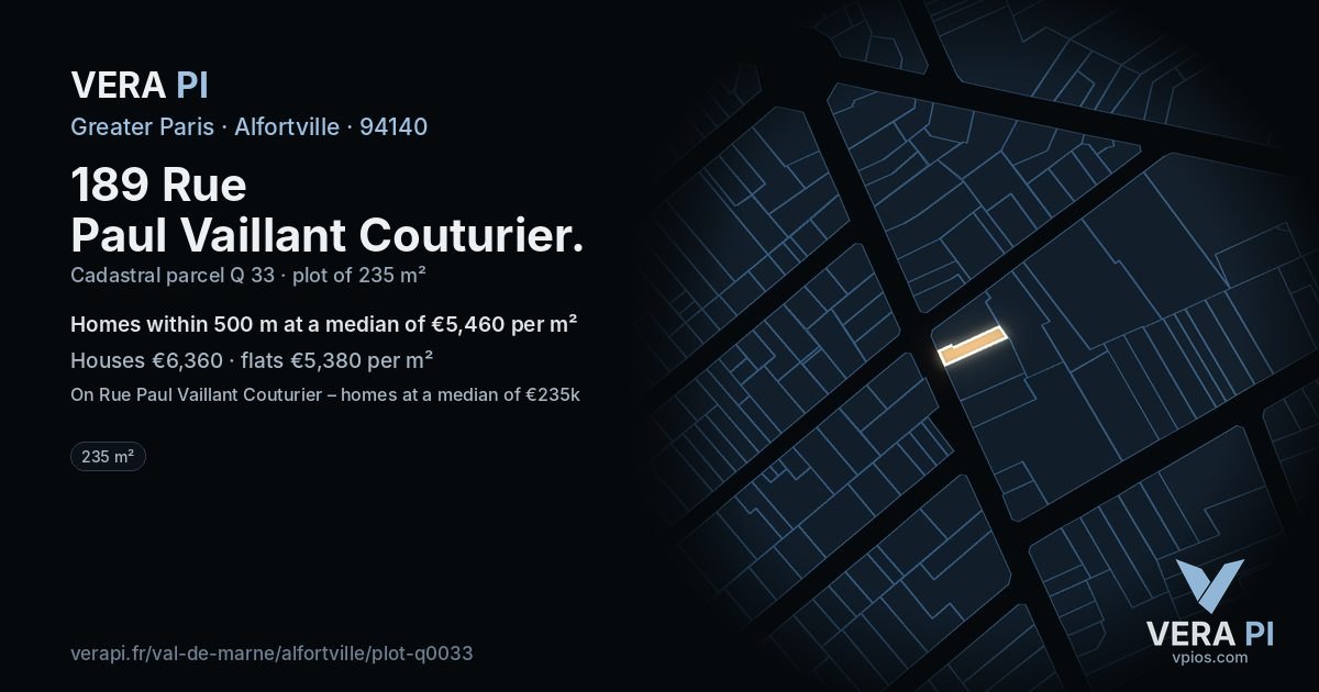 189 Rue Paul Vaillant Couturier, Alfortville at night – the plot lit, the parcels around coloured by the prices near them