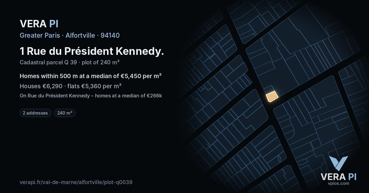 1 Rue du Président Kennedy, Alfortville at night – the plot lit, the parcels around coloured by the prices near them