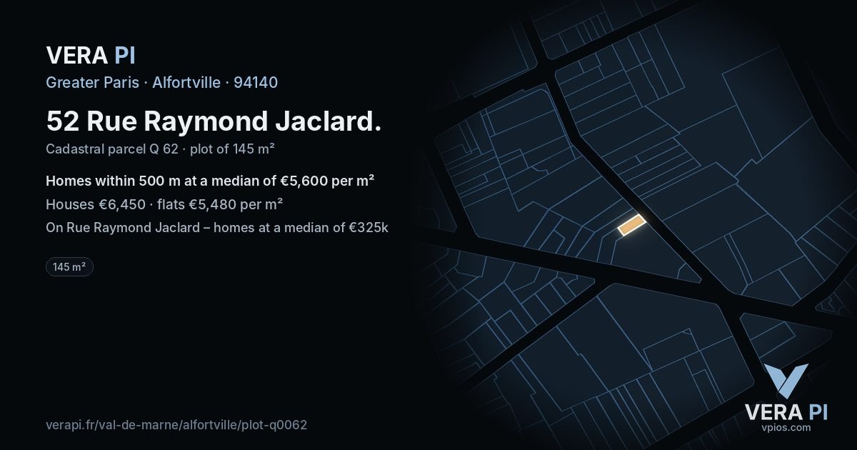 52 Rue Raymond Jaclard, Alfortville at night – the plot lit, the parcels around coloured by the prices near them