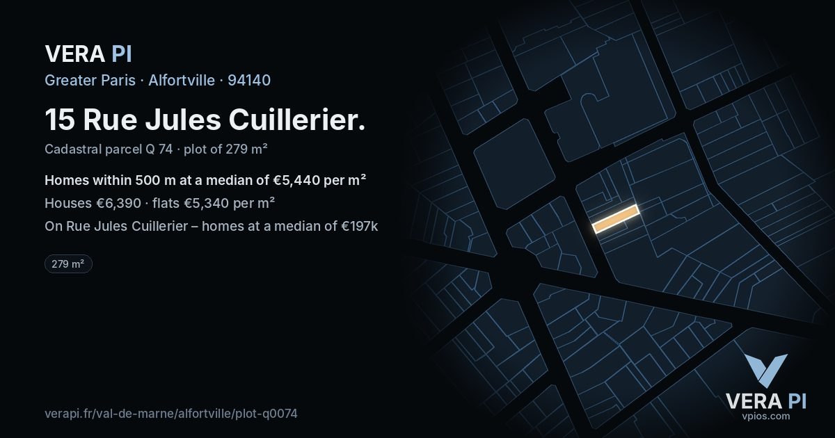 15 Rue Jules Cuillerier, Alfortville at night – the plot lit, the parcels around coloured by the prices near them