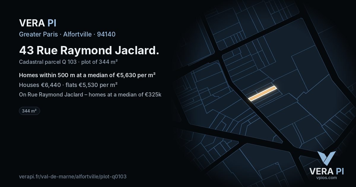 43 Rue Raymond Jaclard, Alfortville at night – the plot lit, the parcels around coloured by the prices near them