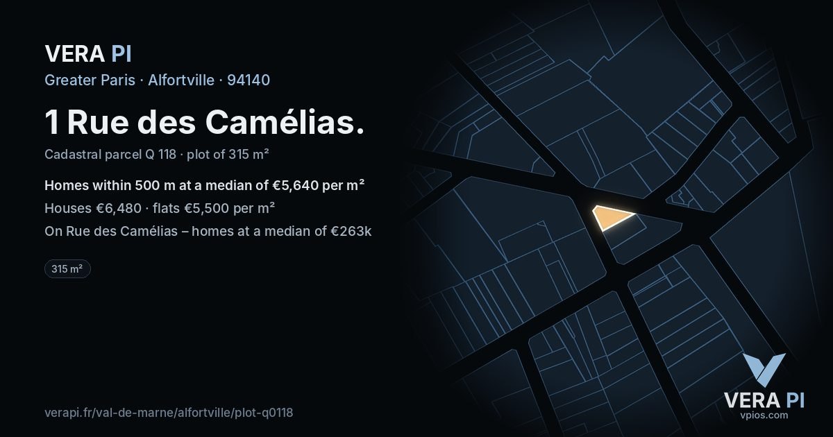 1 Rue des Camélias, Alfortville at night – the plot lit, the parcels around coloured by the prices near them