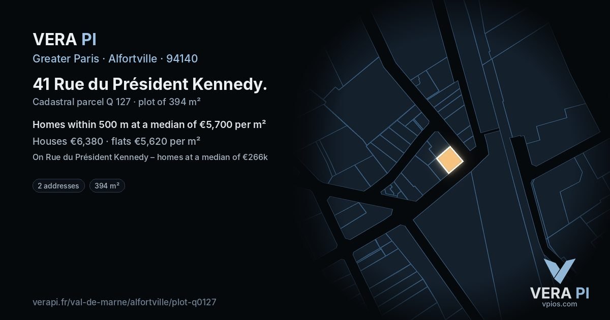 41 Rue du Président Kennedy, Alfortville at night – the plot lit, the parcels around coloured by the prices near them