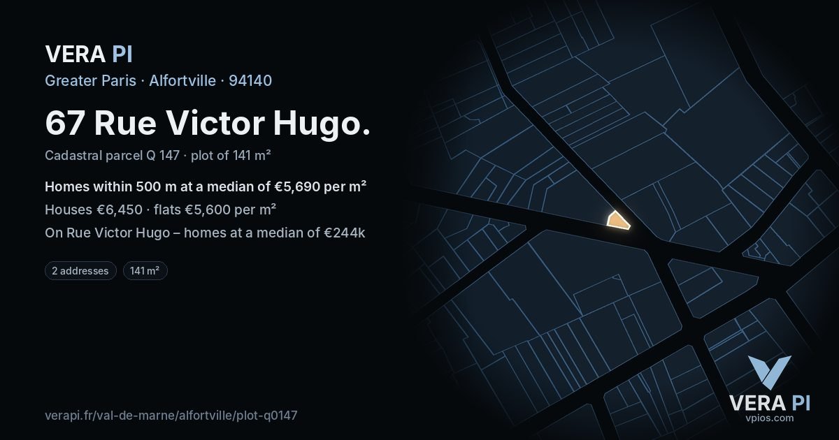 67 Rue Victor Hugo, Alfortville at night – the plot lit, the parcels around coloured by the prices near them