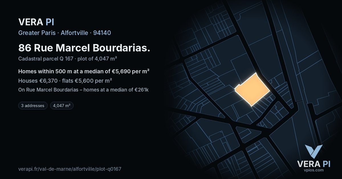 86 Rue Marcel Bourdarias, Alfortville at night – the plot lit, the parcels around coloured by the prices near them