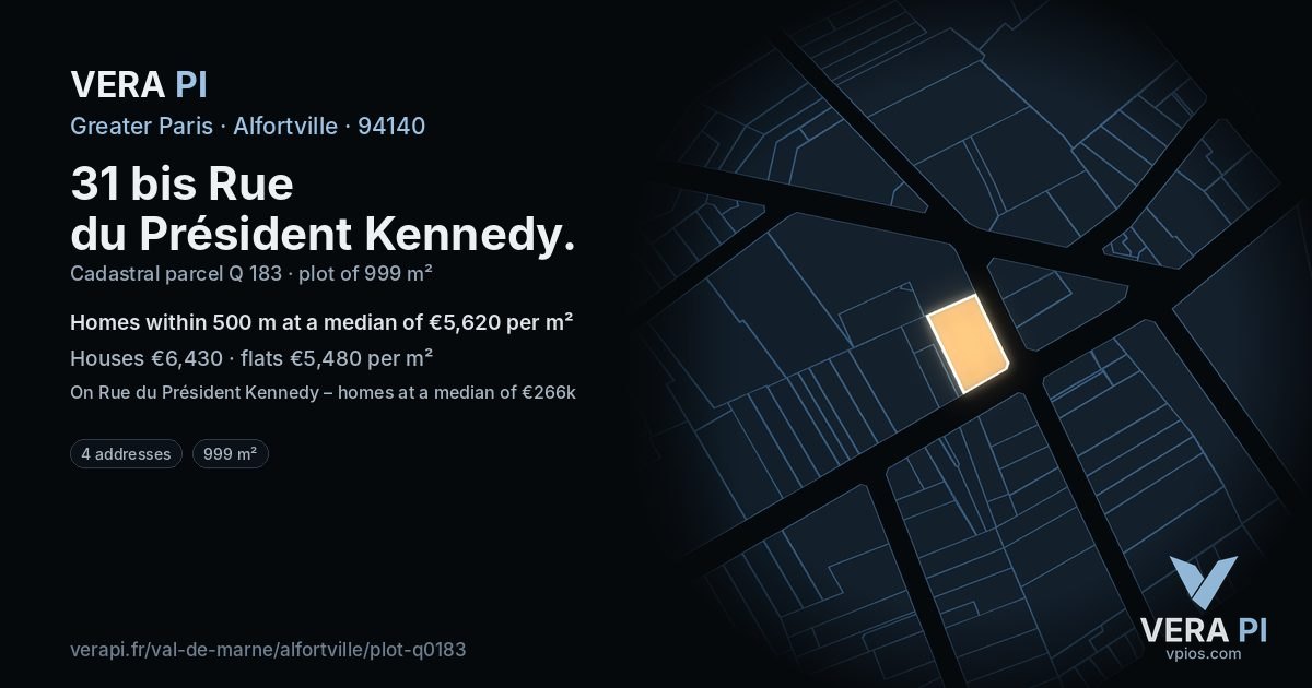 31 bis Rue du Président Kennedy, Alfortville at night – the plot lit, the parcels around coloured by the prices near them