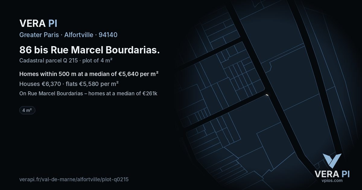 86 bis Rue Marcel Bourdarias, Alfortville at night – the plot lit, the parcels around coloured by the prices near them