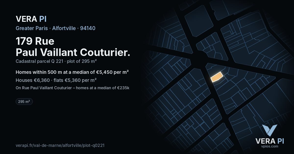 179 Rue Paul Vaillant Couturier, Alfortville at night – the plot lit, the parcels around coloured by the prices near them