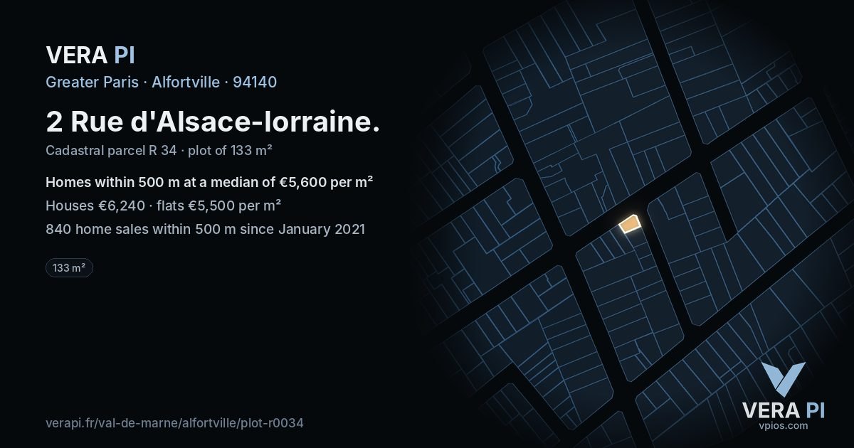 2 Rue d'Alsace-lorraine, Alfortville at night – the plot lit, the parcels around coloured by the prices near them
