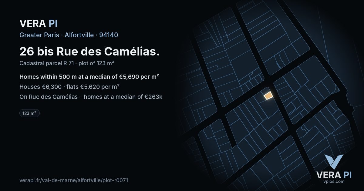 26 bis Rue des Camélias, Alfortville at night – the plot lit, the parcels around coloured by the prices near them