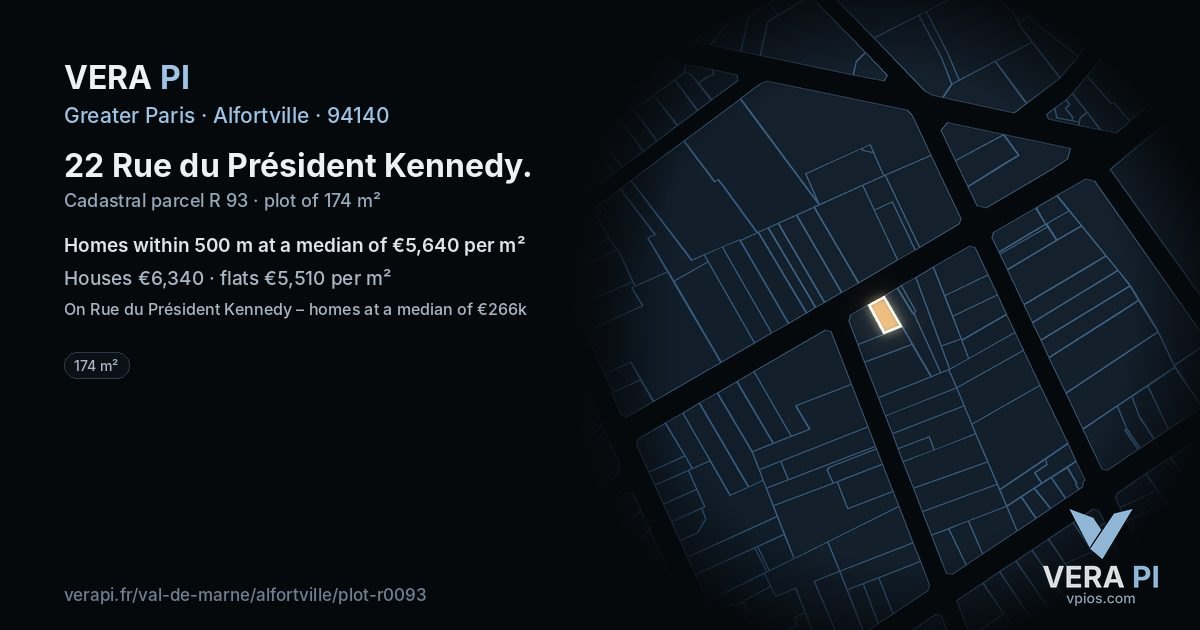 22 Rue du Président Kennedy, Alfortville at night – the plot lit, the parcels around coloured by the prices near them