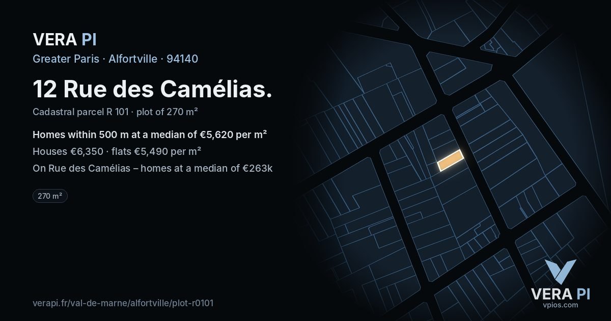 12 Rue des Camélias, Alfortville at night – the plot lit, the parcels around coloured by the prices near them