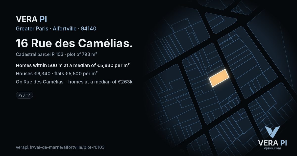 16 Rue des Camélias, Alfortville at night – the plot lit, the parcels around coloured by the prices near them