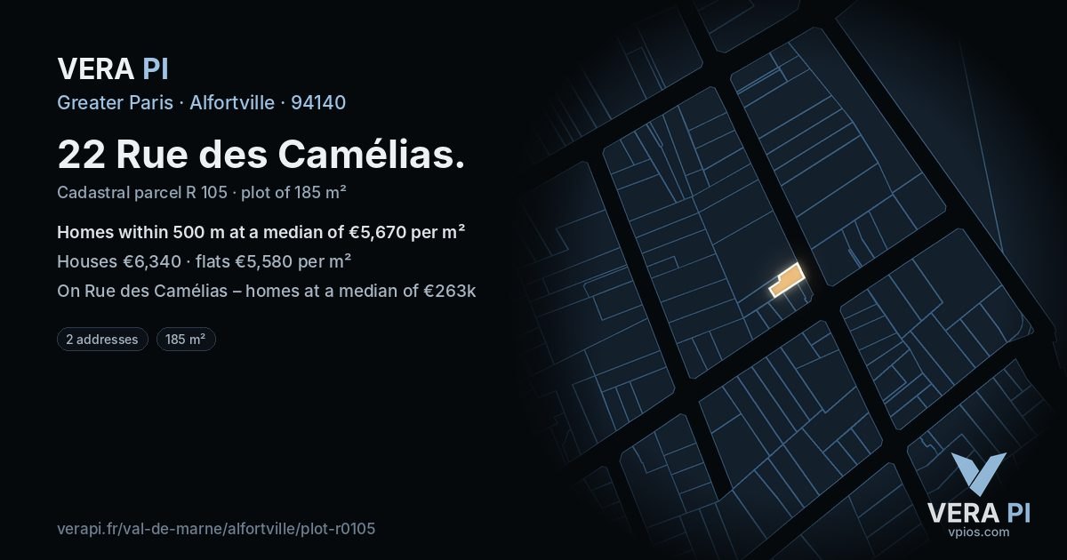 22 Rue des Camélias, Alfortville at night – the plot lit, the parcels around coloured by the prices near them