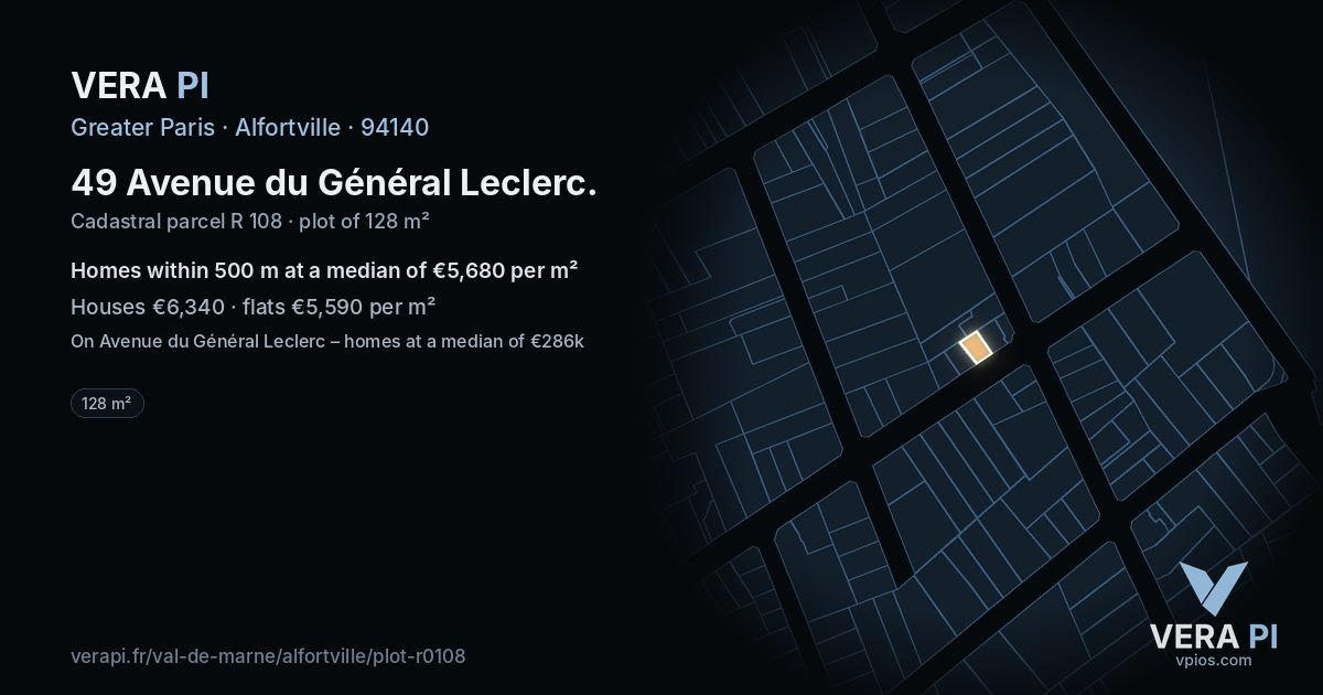 49 Avenue du Général Leclerc, Alfortville at night – the plot lit, the parcels around coloured by the prices near them