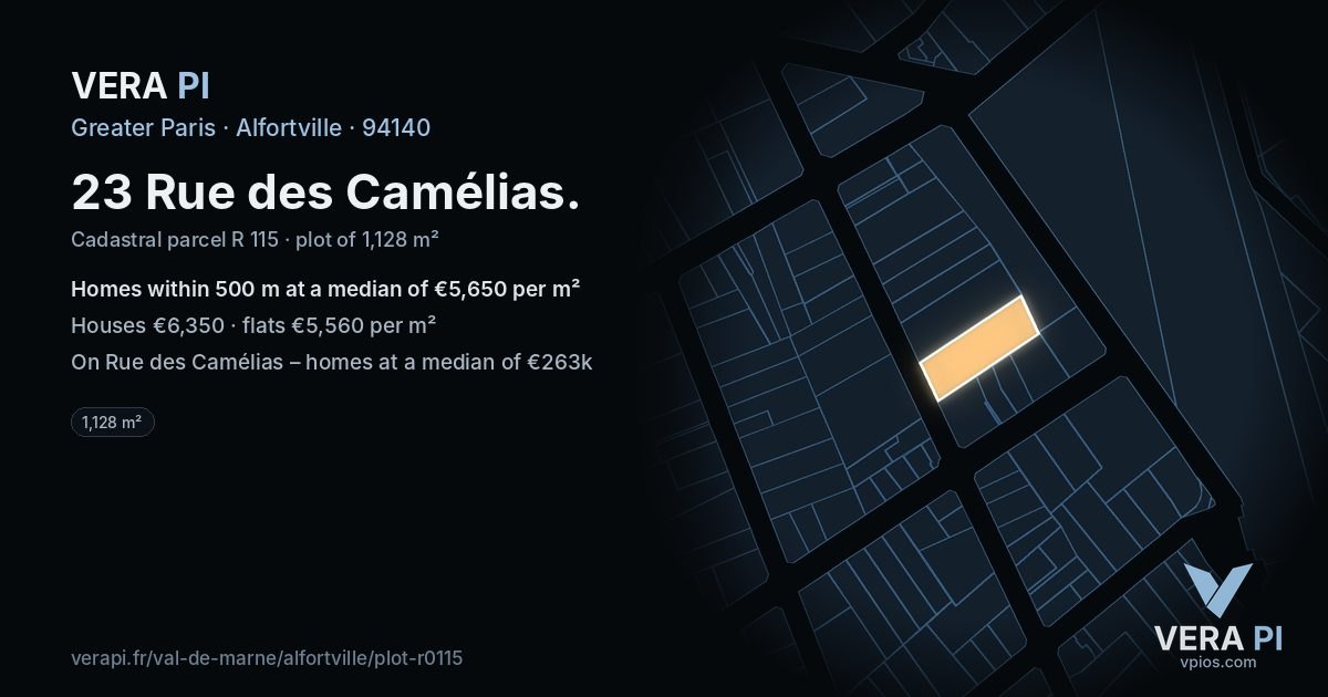 23 Rue des Camélias, Alfortville at night – the plot lit, the parcels around coloured by the prices near them