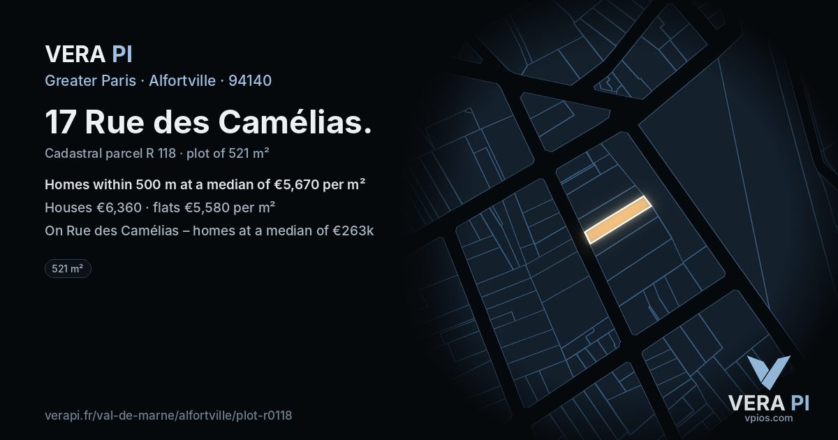 17 Rue des Camélias, Alfortville at night – the plot lit, the parcels around coloured by the prices near them