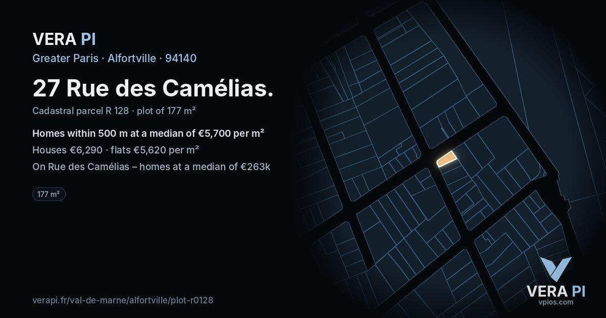 27 Rue des Camélias, Alfortville at night – the plot lit, the parcels around coloured by the prices near them