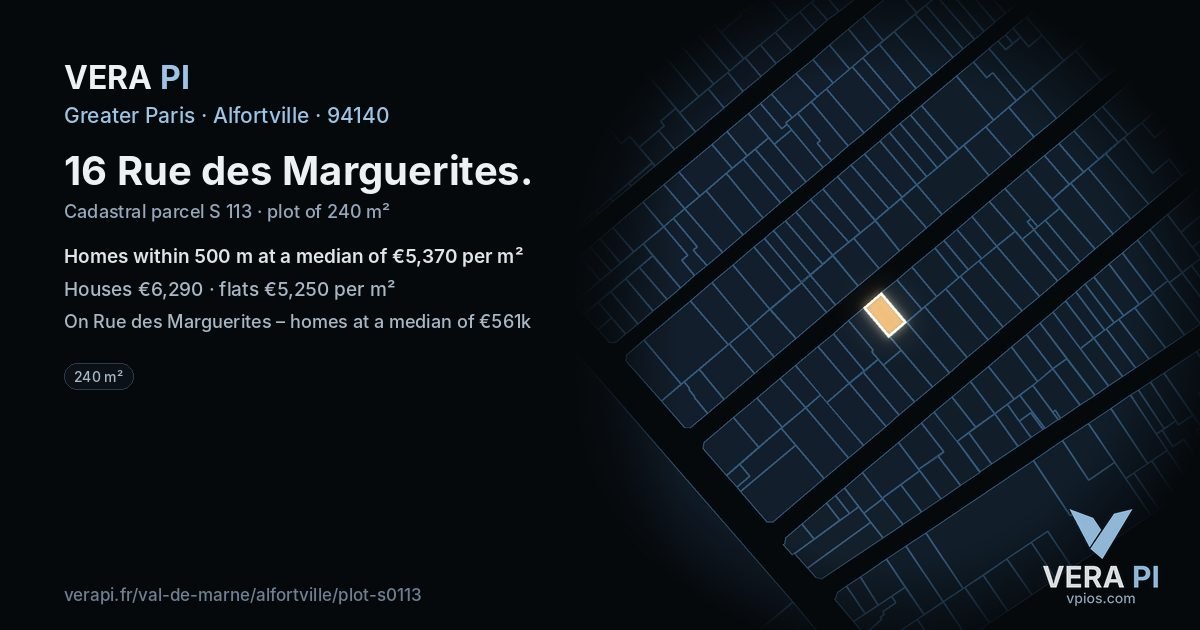 16 Rue des Marguerites, Alfortville at night – the plot lit, the parcels around coloured by the prices near them