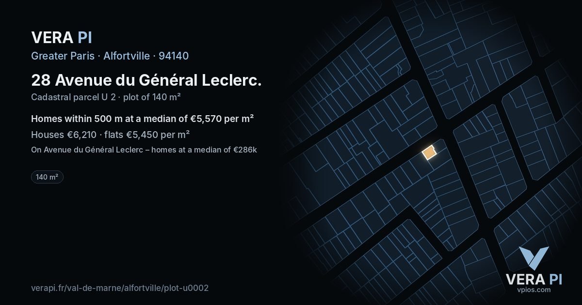 28 Avenue du Général Leclerc, Alfortville at night – the plot lit, the parcels around coloured by the prices near them