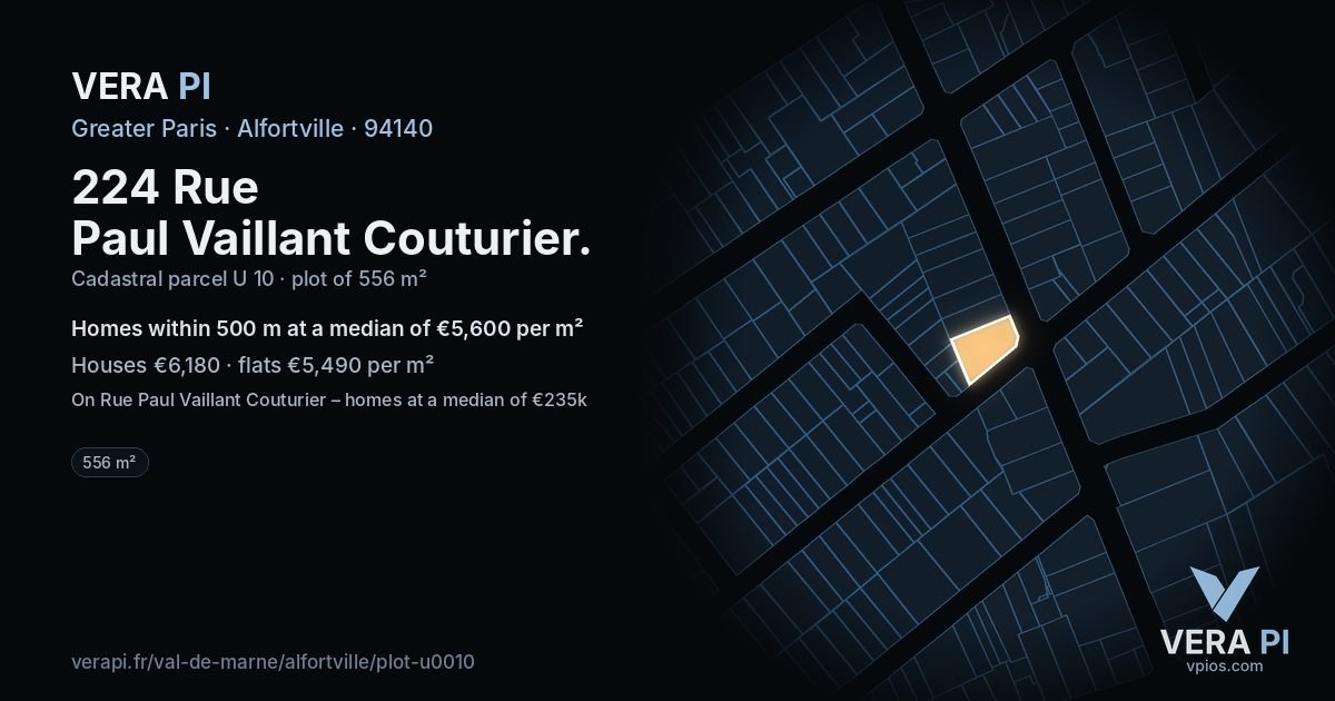 224 Rue Paul Vaillant Couturier, Alfortville at night – the plot lit, the parcels around coloured by the prices near them
