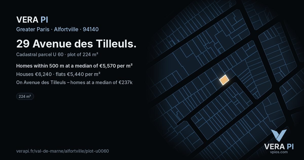 29 Avenue des Tilleuls, Alfortville at night – the plot lit, the parcels around coloured by the prices near them