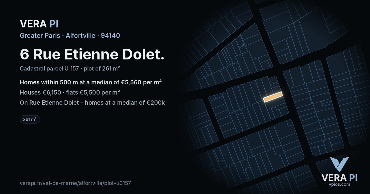 6 Rue Etienne Dolet, Alfortville at night – the plot lit, the parcels around coloured by the prices near them