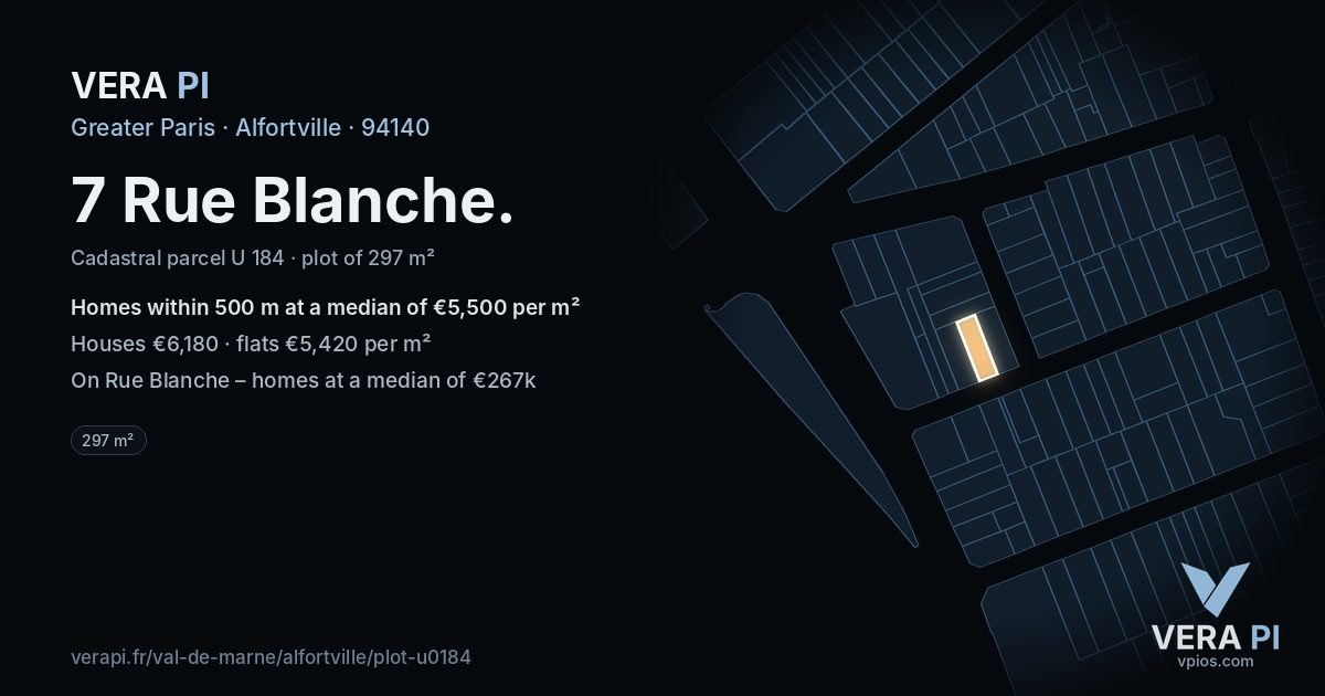7 Rue Blanche, Alfortville at night – the plot lit, the parcels around coloured by the prices near them