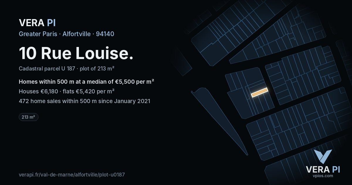 10 Rue Louise, Alfortville at night – the plot lit, the parcels around coloured by the prices near them