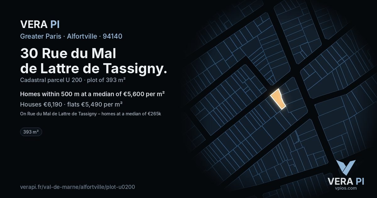 30 Rue du Mal de Lattre de Tassigny, Alfortville at night – the plot lit, the parcels around coloured by the prices near them