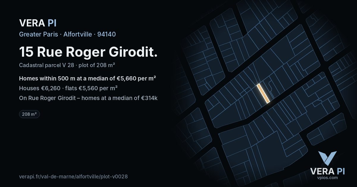 15 Rue Roger Girodit, Alfortville at night – the plot lit, the parcels around coloured by the prices near them