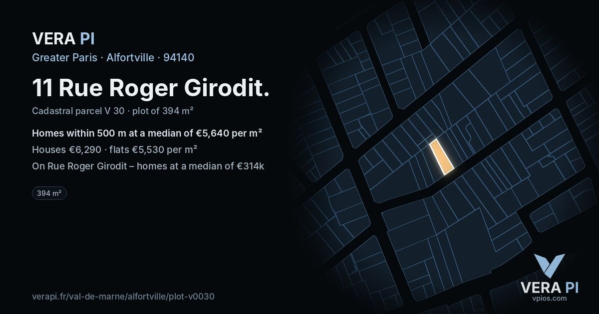 11 Rue Roger Girodit, Alfortville at night – the plot lit, the parcels around coloured by the prices near them