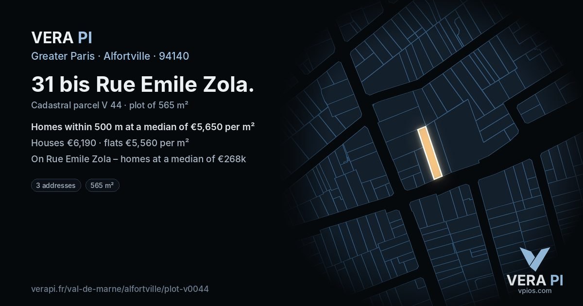31 bis Rue Emile Zola, Alfortville at night – the plot lit, the parcels around coloured by the prices near them