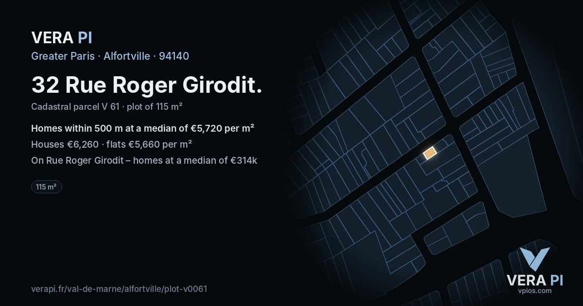 32 Rue Roger Girodit, Alfortville at night – the plot lit, the parcels around coloured by the prices near them