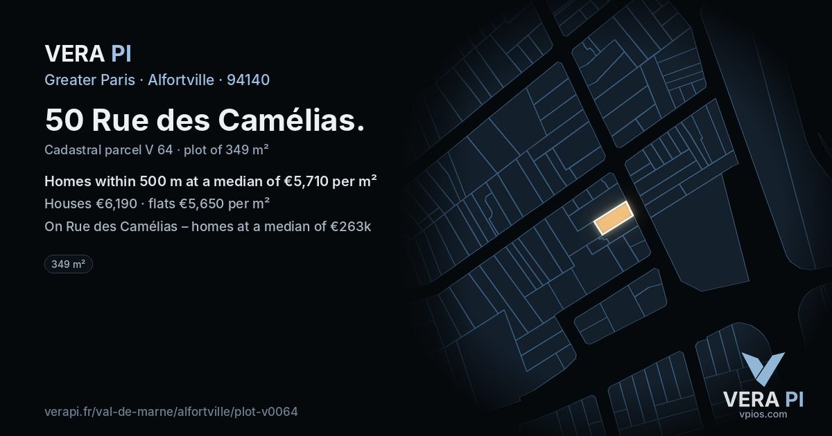 50 Rue des Camélias, Alfortville at night – the plot lit, the parcels around coloured by the prices near them